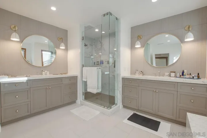 Primary Bath/Spa