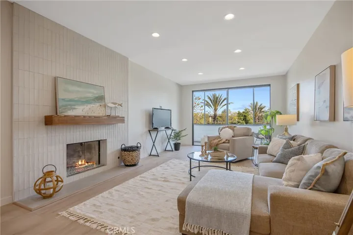 4600 Via Dolce 206, Marina Del Rey, California 90292