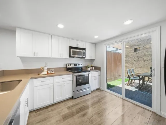 140 E El Norte Parkway, Escondido, California 92026