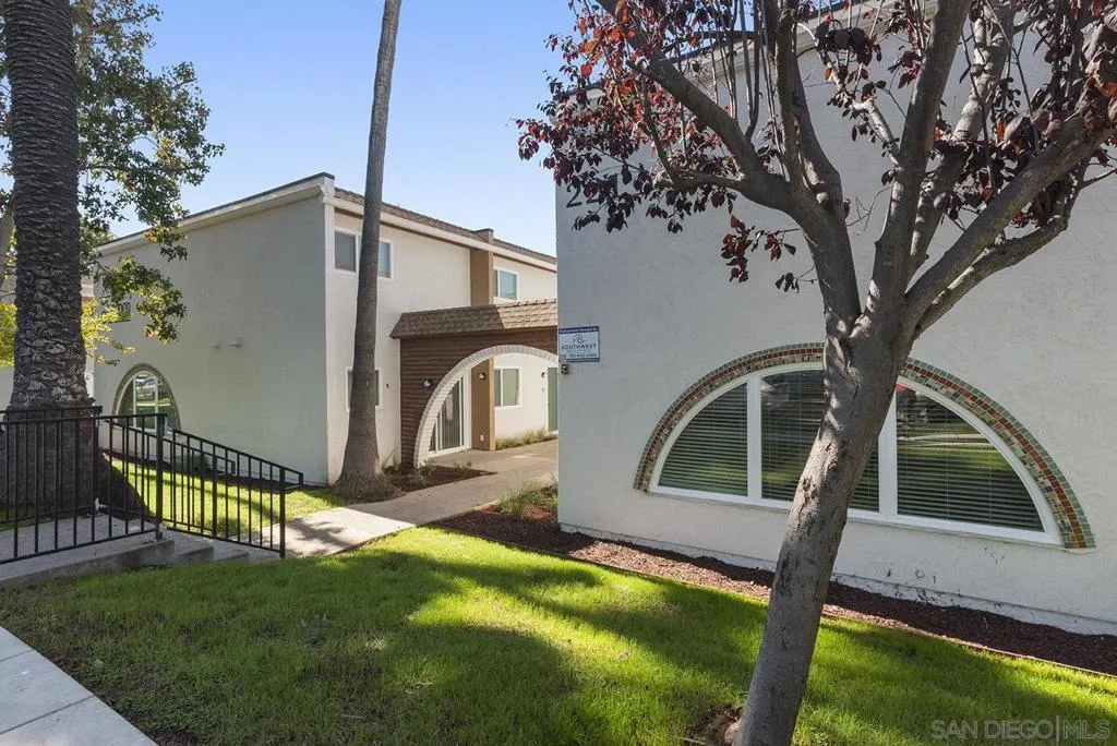 221 S Nevada St, Oceanside, California 92054 — photo 4