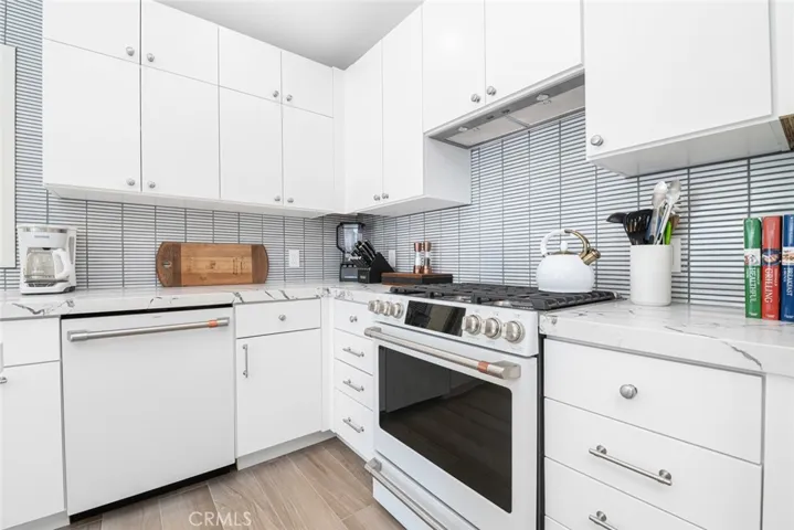117 35th, Newport Beach, California 92663