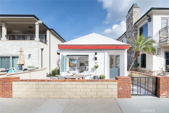 117 35th, Newport Beach, California 92663