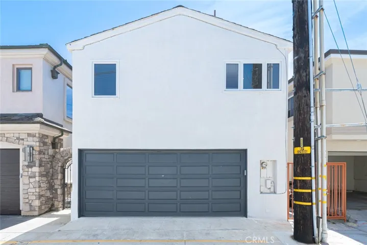One car garage space