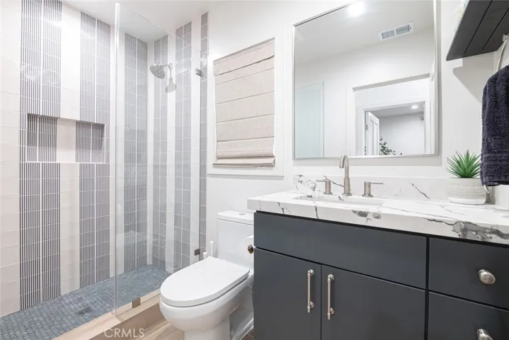117 35th, Newport Beach, California 92663
