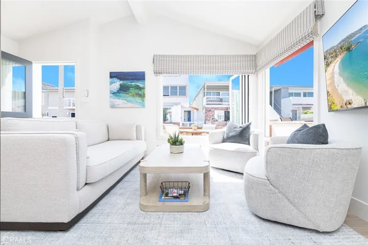 117 35th, Newport Beach, California 92663
