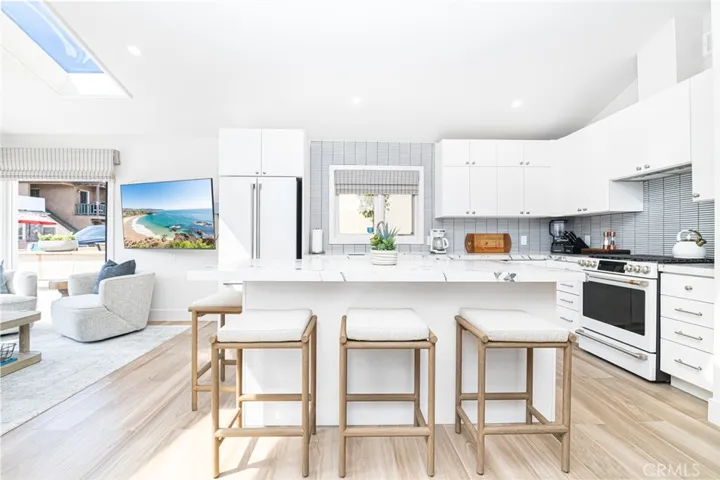 117 35th, Newport Beach, California 92663