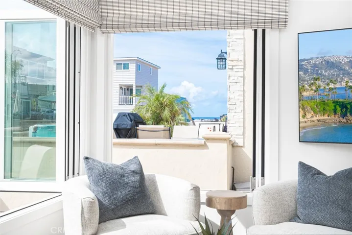 117 35th, Newport Beach, California 92663