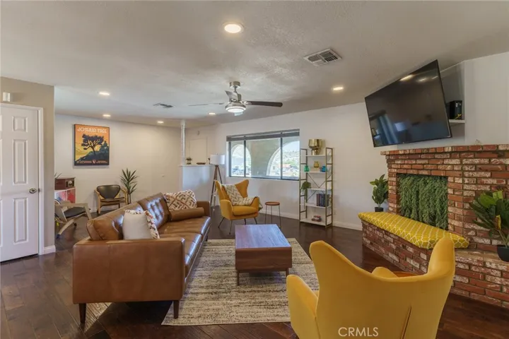 58125 Bonanza, Yucca Valley, California 92284