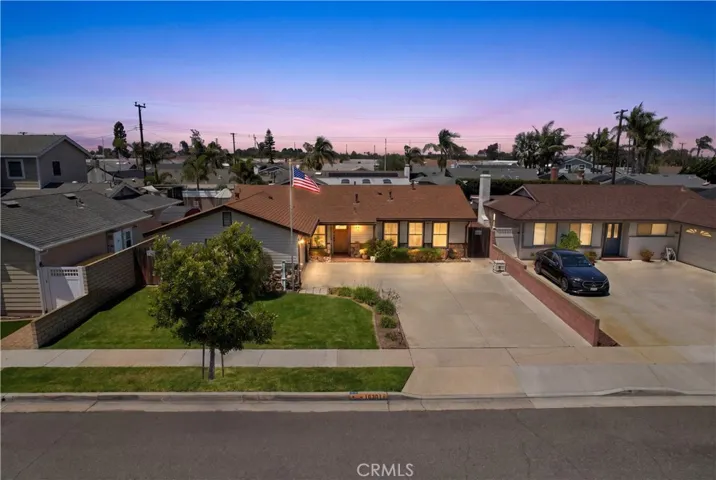 16301 Golden Gate Lane, Huntington Beach, California 92649