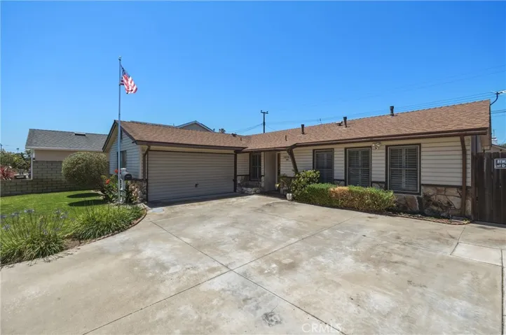 16301 Golden Gate Lane, Huntington Beach, California 92649