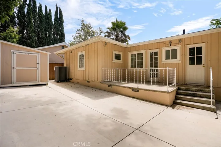 21823 Providencia Street, Woodland Hills, California 91364