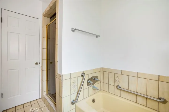21823 Providencia Street, Woodland Hills, California 91364