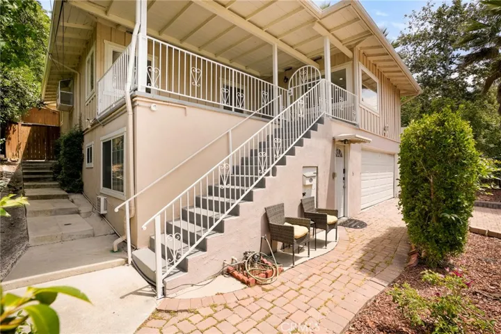 21823 Providencia Street, Woodland Hills, California 91364