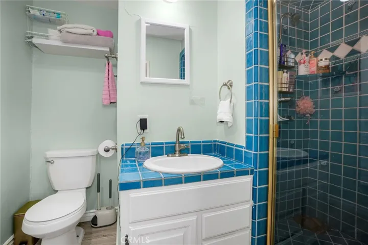 21823 Providencia Street, Woodland Hills, California 91364