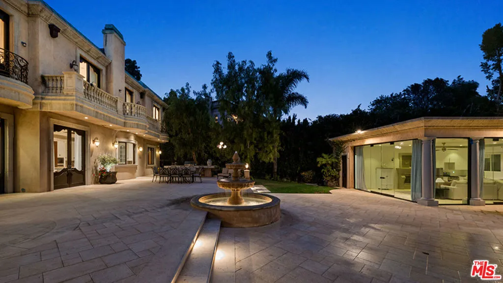 1021 N Crescent Drive, Beverly Hills, California 90210 — photo 5