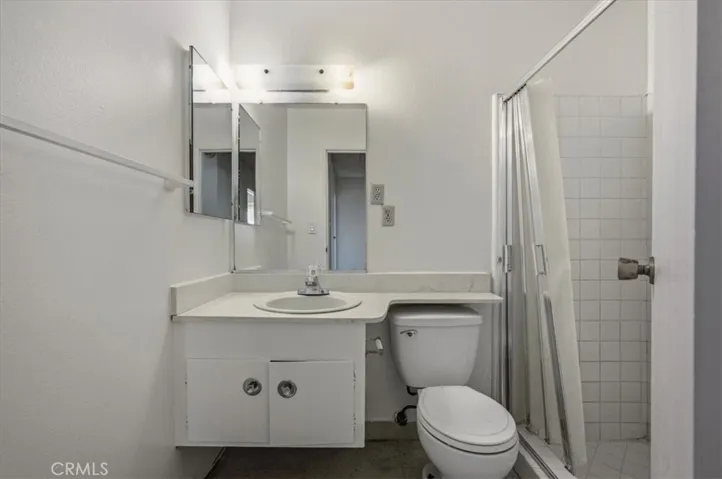 26124 New Chicago, Hemet, California 92544