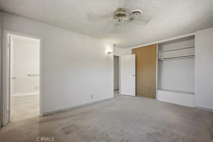 26124 New Chicago, Hemet, California 92544