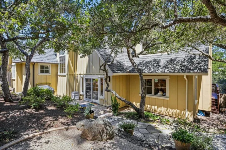 471 Dry Creek Road, Monterey, California 93940
