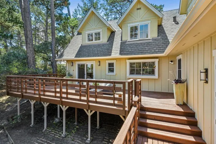 471 Dry Creek Road, Monterey, California 93940