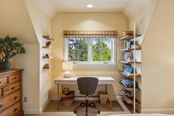 471 Dry Creek Road, Monterey, California 93940
