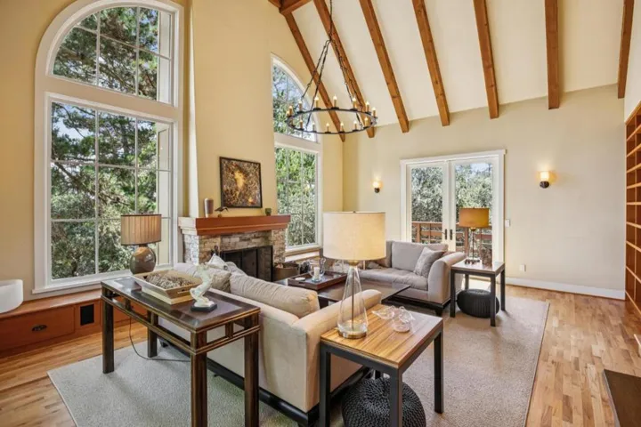 471 Dry Creek Road, Monterey, California 93940