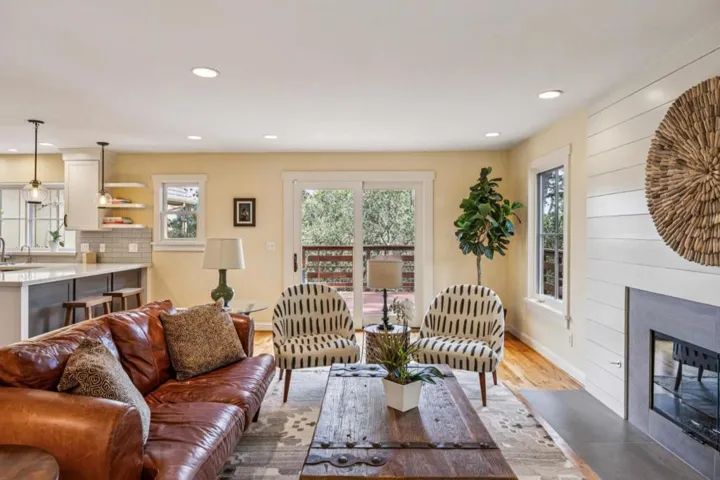 471 Dry Creek Road, Monterey, California 93940