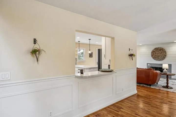 471 Dry Creek Road, Monterey, California 93940