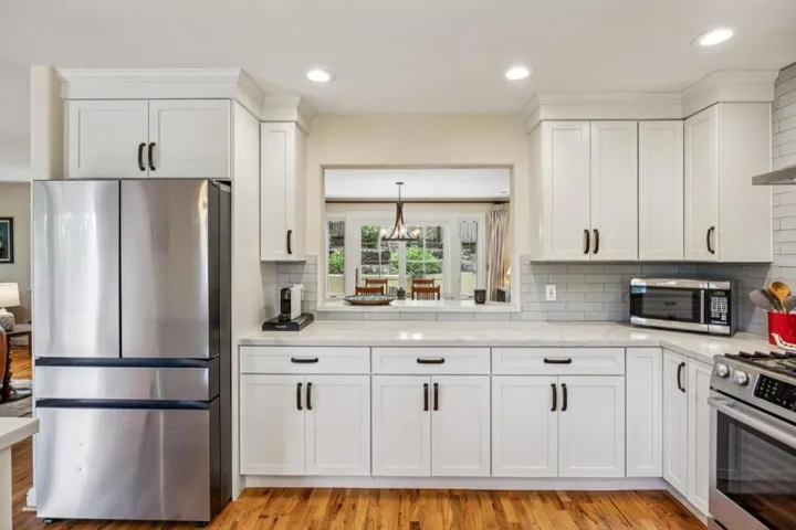 471 Dry Creek Road, Monterey, California 93940