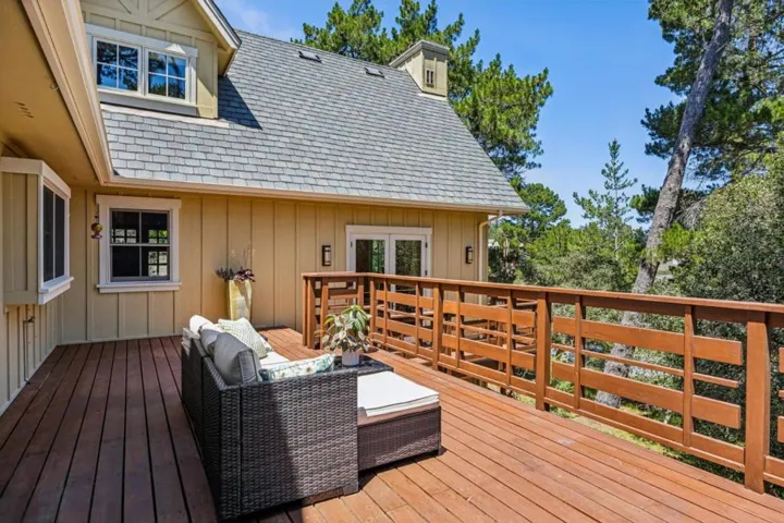471 Dry Creek Road, Monterey, California 93940