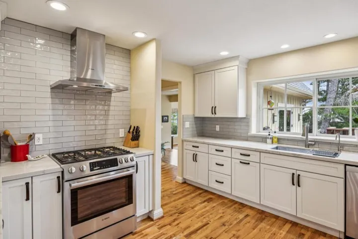 471 Dry Creek Road, Monterey, California 93940