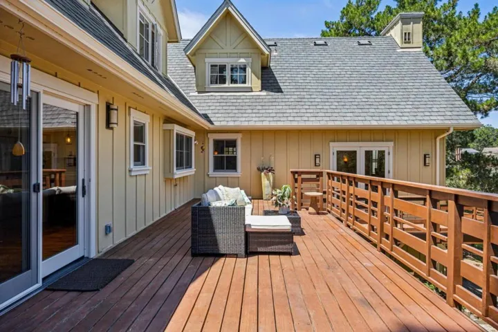 471 Dry Creek Road, Monterey, California 93940