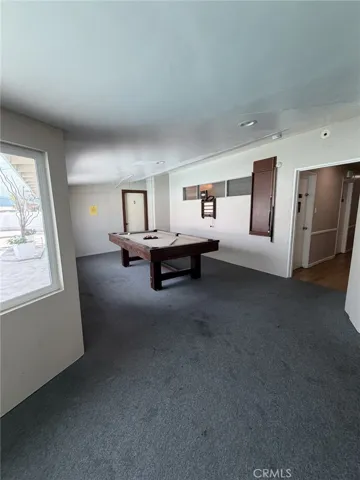 CLUB HOUSE