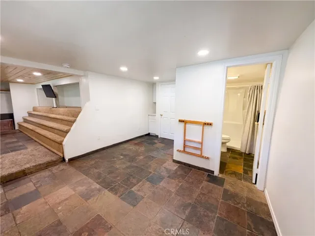 718 Blue Jay, Big Bear Lake, California 92315