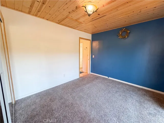 718 Blue Jay, Big Bear Lake, California 92315