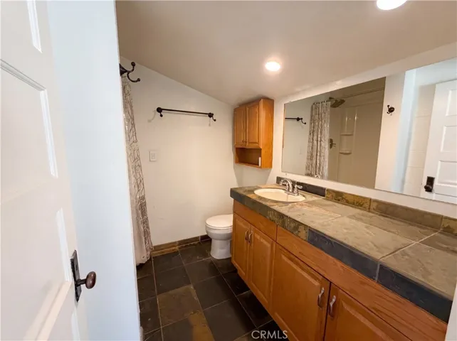 718 Blue Jay, Big Bear Lake, California 92315