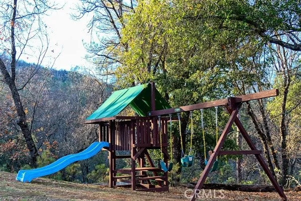 5038 Oak Rd, Midpines, California 95345