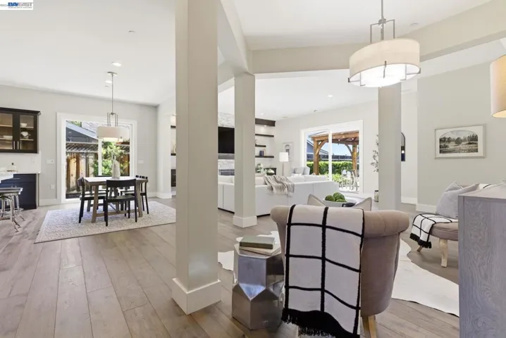 2133 Pleasant View Lane, Livermore, California 94550