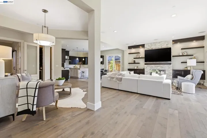 2133 Pleasant View Lane, Livermore, California 94550