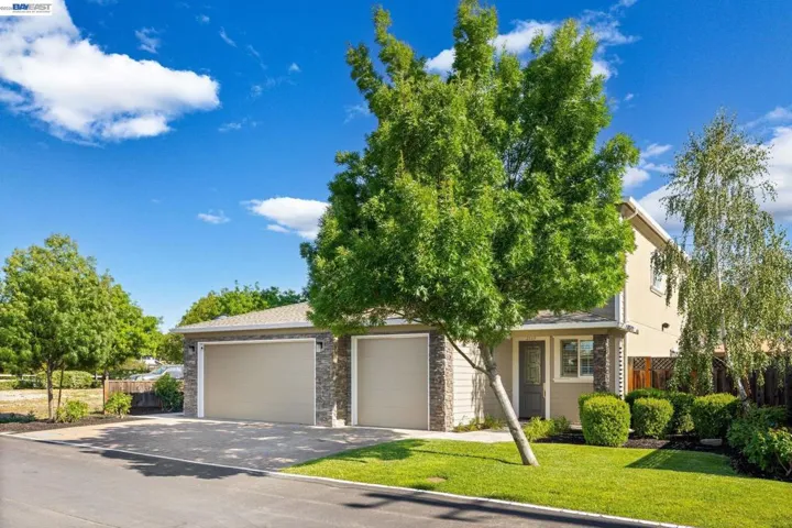 2133 Pleasant View Lane, Livermore, California 94550