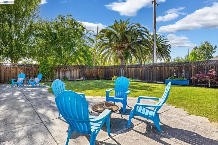 2133 Pleasant View Lane, Livermore, California 94550