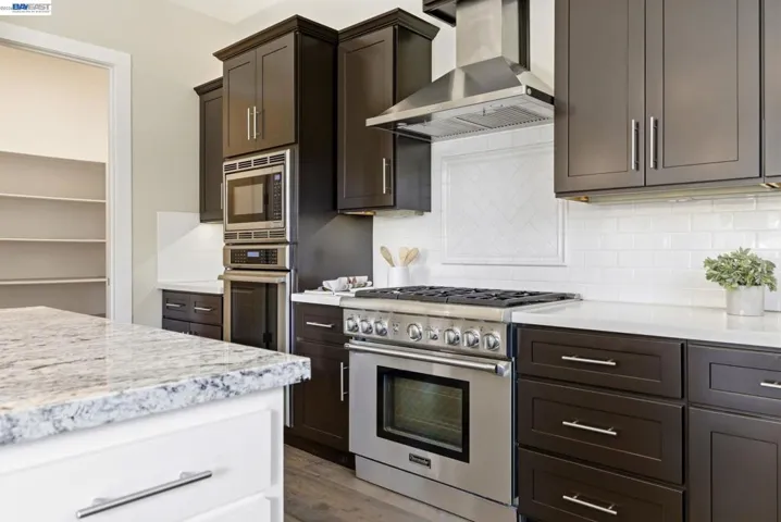 2133 Pleasant View Lane, Livermore, California 94550