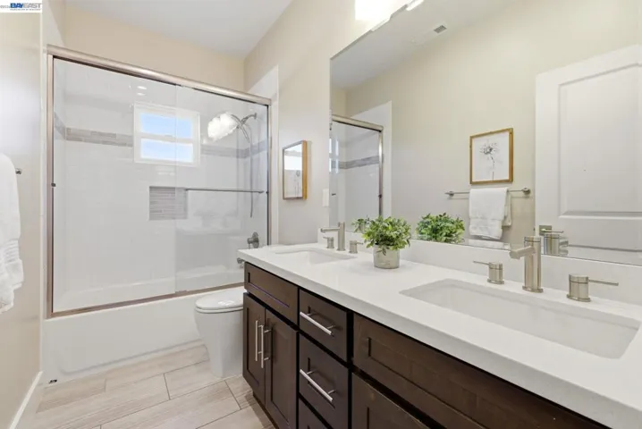 2133 Pleasant View Lane, Livermore, California 94550