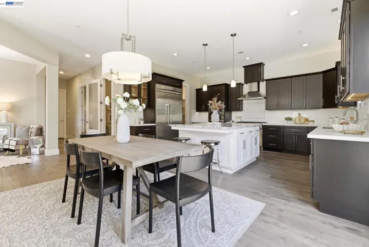 2133 Pleasant View Lane, Livermore, California 94550