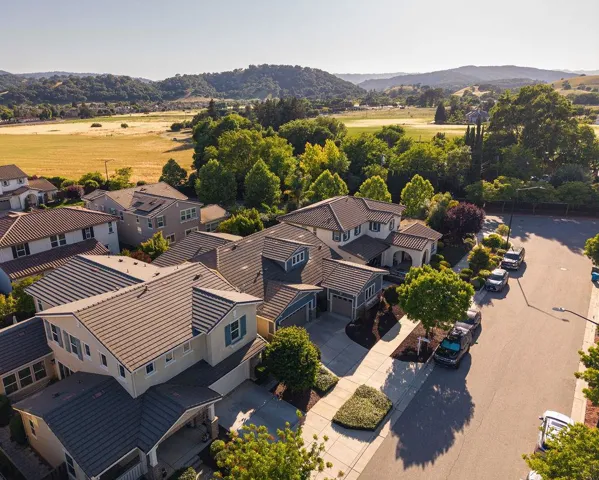 936 Jaguar Place, Gilroy, California 95020
