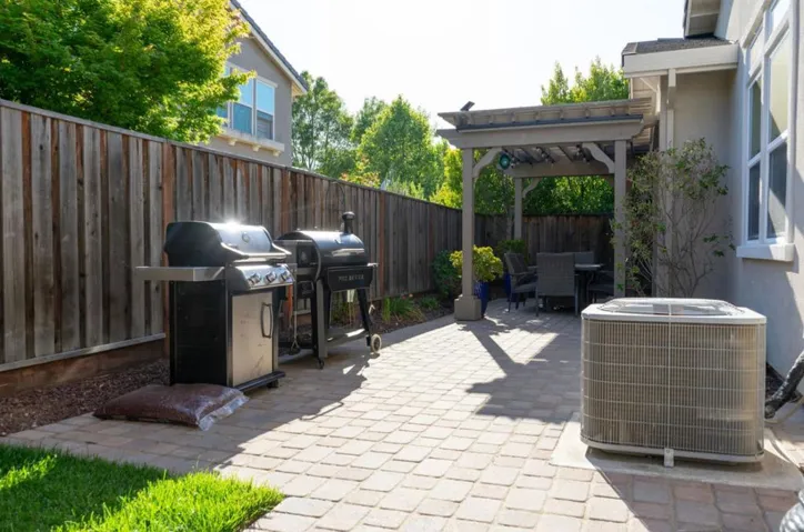 936 Jaguar Place, Gilroy, California 95020