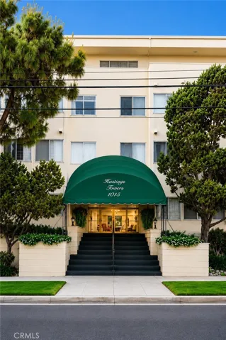 1015 N Michillinda 302, Pasadena, California 91107