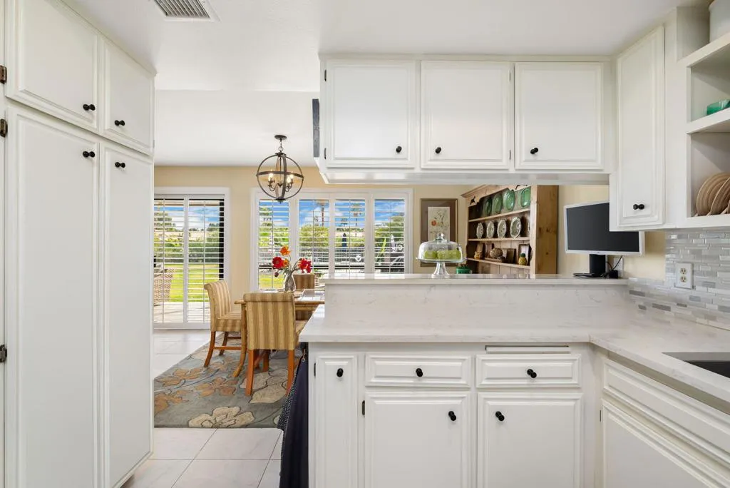 26-web-or-mls-LFBayside_OPMG_0326_026