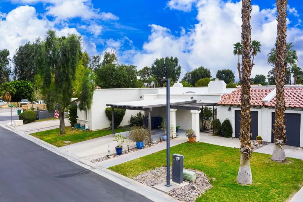 3-web-or-mls-LFBayside_OPMG_0326_003