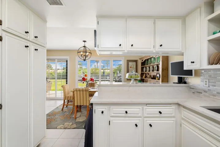 26-web-or-mls-LFBayside_OPMG_0326_026