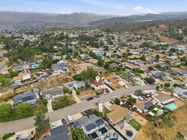13104 Lakeview Granada Drive, Lakeside, California 92040